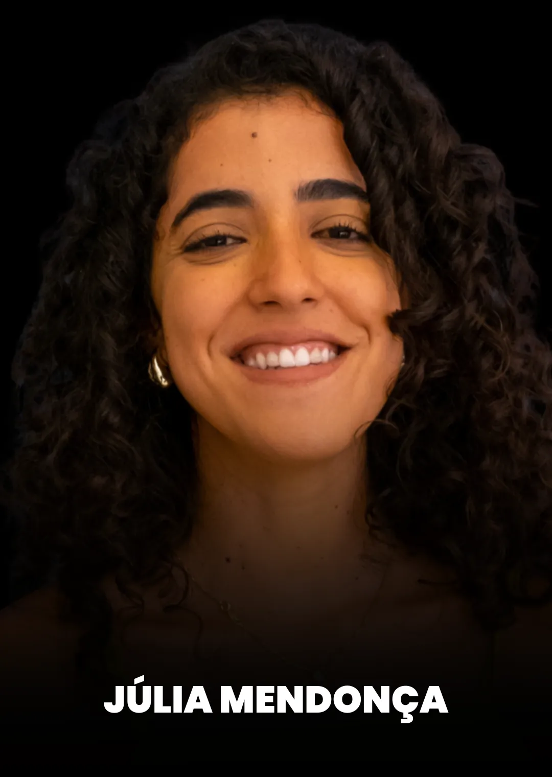 Júlia Mendonça